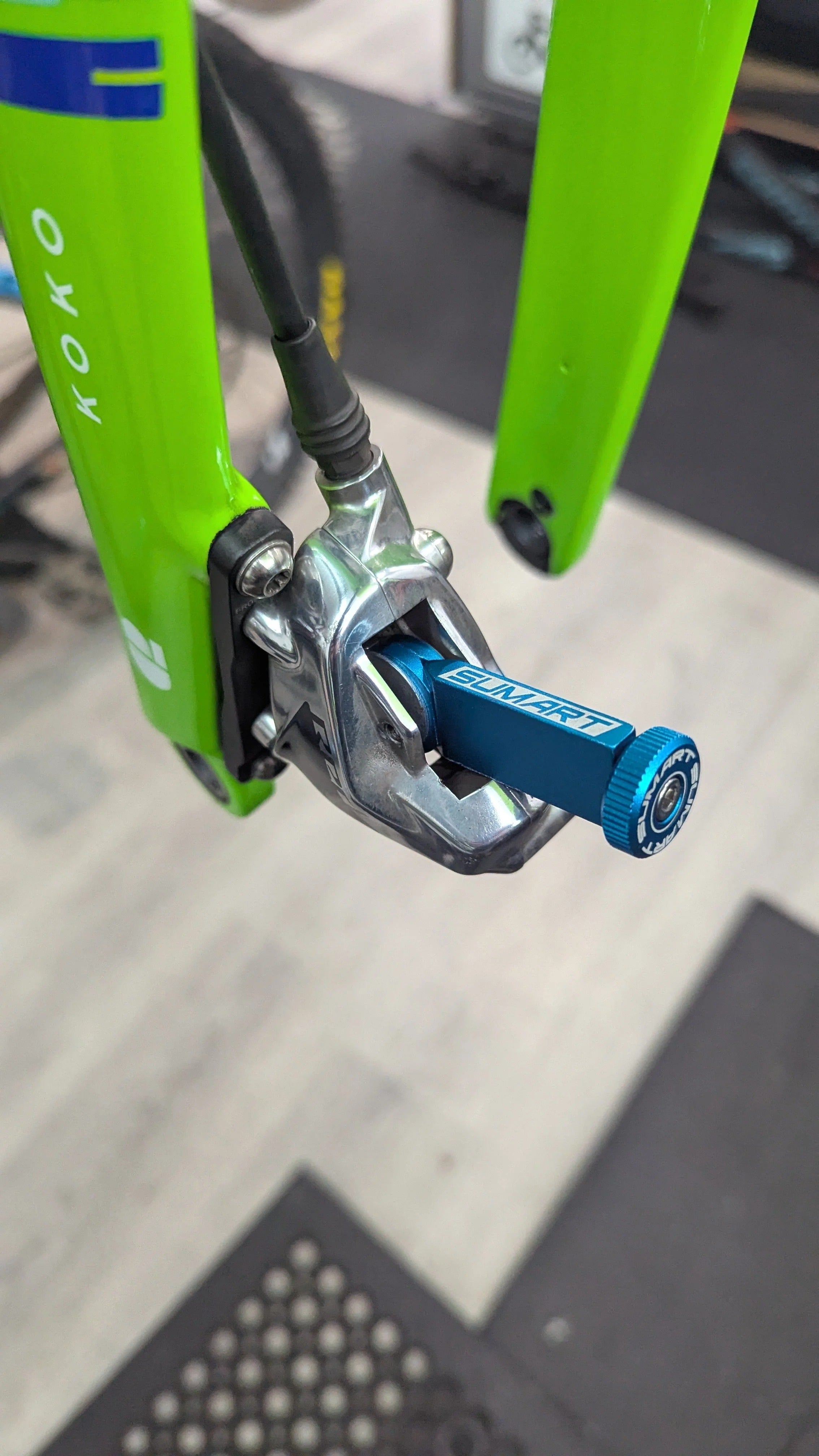 Sumart UBB-20 Universal Bleed Block